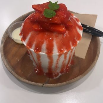 Anko - Strawberry - Desserts Near Me - Los Angeles, California Anko - Strawberry - Desserts Near Me - Los Angeles, California