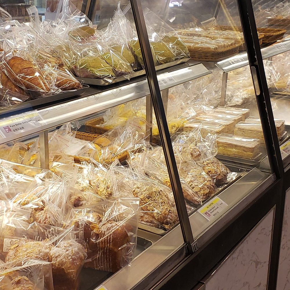 Saint Germain Bakery - Individually packed buns and croissants - Bakeries Near Me - Toronto, Ontario Saint Germain Bakery - Individually packed buns and croissants - Bakeries Near Me - Toronto, Ontario