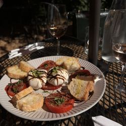 Jolly Grape - caprese salad