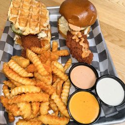 Hot Chicken Sando