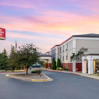 Best Western Plus Eau Claire Conference Center - Exterior - Hotels Near Me - Eau Claire, Wisconsin Best Western Plus Eau Claire Conference Center - Exterior - Hotels Near Me - Eau Claire, Wisconsin