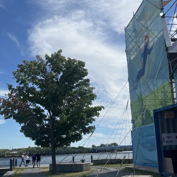 MTL Zipline - Ziplining Near Me - Montreal, Quebec MTL Zipline - Ziplining Near Me - Montreal, Quebec
