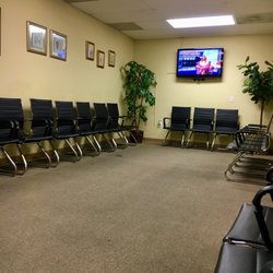 Greater Los Angeles Orthopaedic Medical Group - Large clean waiting area