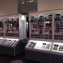 Sunglass Hut