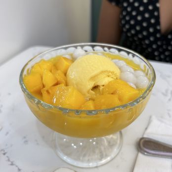Mango Mango Dessert - Mango snow with rice balls - Desserts Near Me - Quincy, Massachusetts Mango Mango Dessert - Mango snow with rice balls - Desserts Near Me - Quincy, Massachusetts