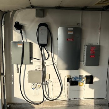 AMN Solar - Enphase Control Panels and EV Charge - Solar Installation Near Me AMN Solar - Enphase Control Panels and EV Charge - Solar Installation Near Me