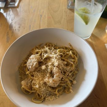 Pastamia - Tagliolini Alfredo with Shirmp and Lemonade - Italian Near Me - South Miami, Florida Pastamia - Tagliolini Alfredo with Shirmp and Lemonade - Italian Near Me - South Miami, Florida