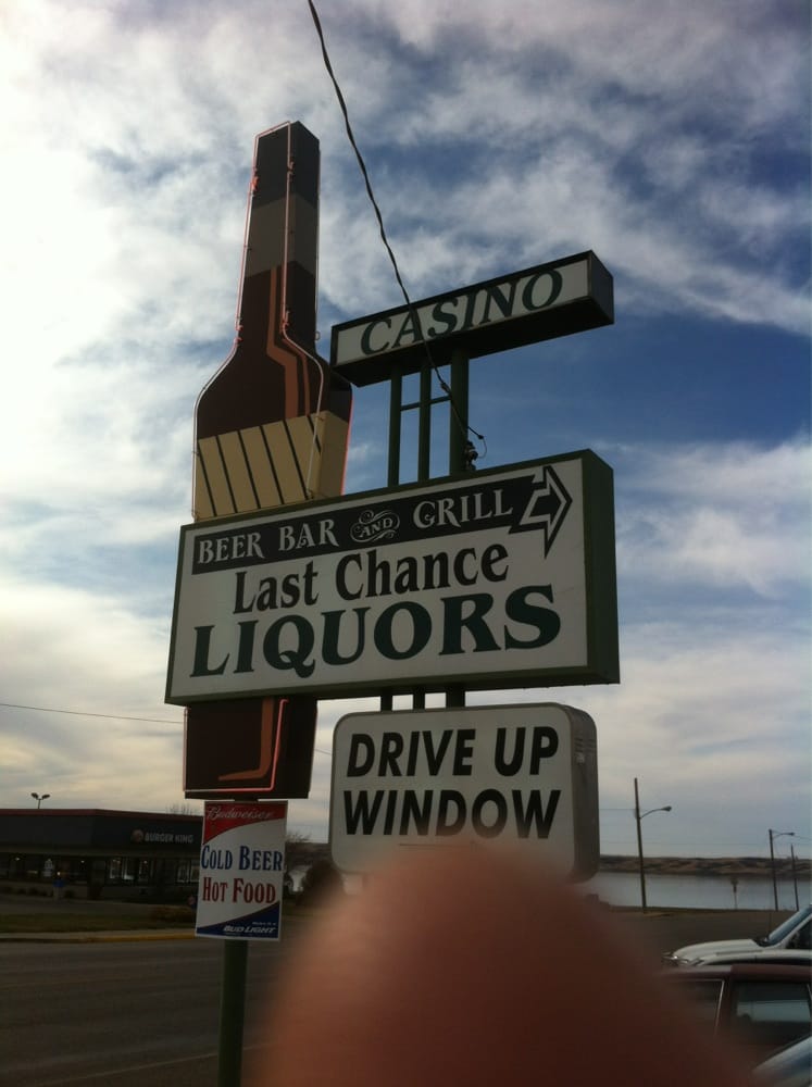LAST CHANCE LIQUOR 712 W Grand Xing, Mobridge, South Dakota Beer