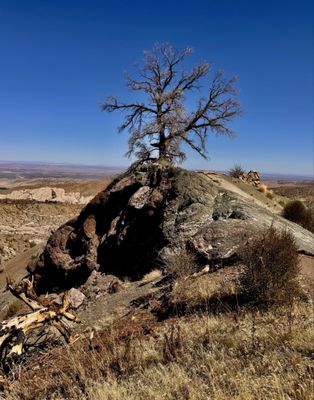 Devil's Punchbowl by null
