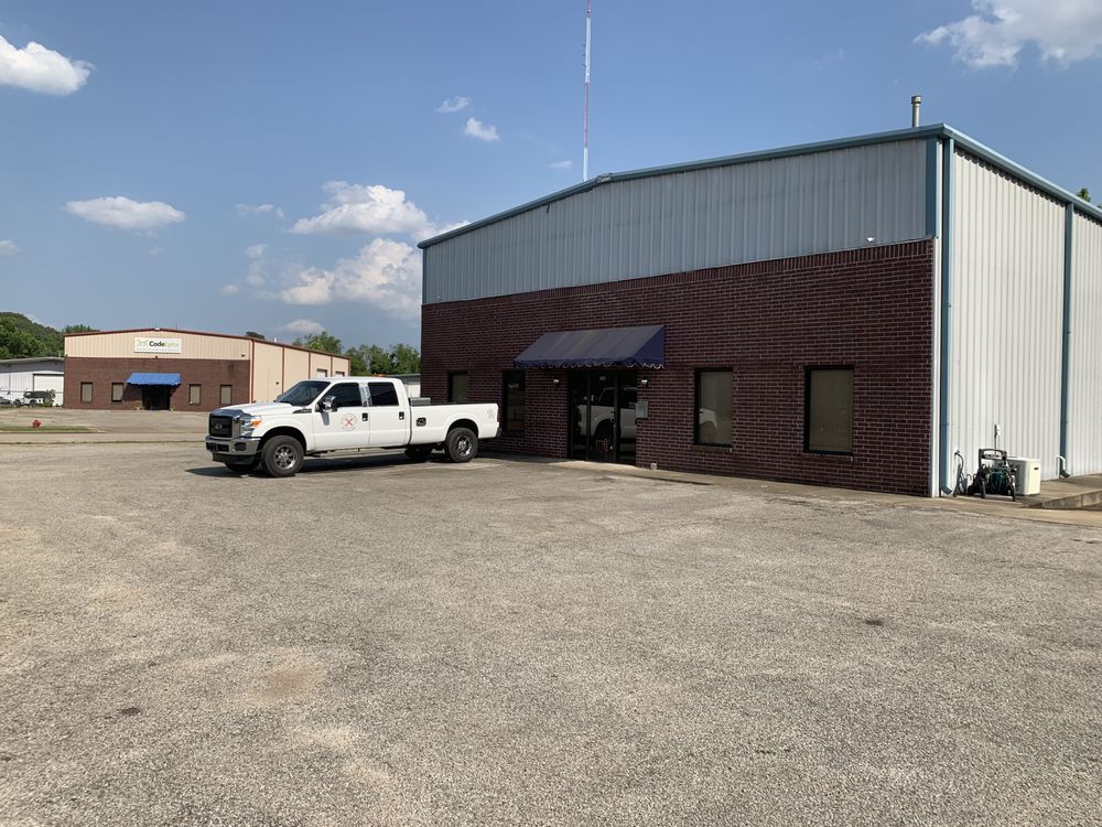 TRIPLE J’S TRUCK REPAIR 8975 Stateline Cv, Olive Branch, Mississippi