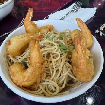 Shrimp vs Chef - Garlic Shrimp Noodles - Food Trucks Near Me - Thousand Oaks, California Shrimp vs Chef - Garlic Shrimp Noodles - Food Trucks Near Me - Thousand Oaks, California