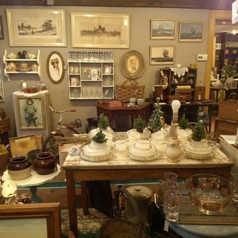 The Shops at Marlborough Barn - Antiques Near Me - Marlborough, Connecticut