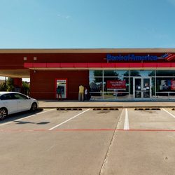 Bank of America Financial Center - Storefront