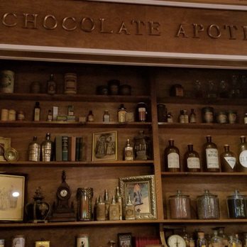 Le Chocolat Du Bouchard - Chocolatiers & Shops Near Me - Naperville, Illinois