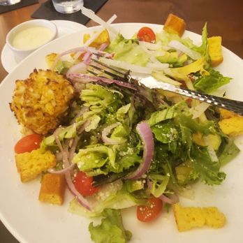 Juniper Grill - Ballantyne - Crab cake salad - New American Near Me - Charlotte, North Carolina
