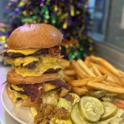 Double D’s Burger - Double d challenge burger