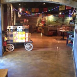 Rosalitas Roadside Cantina - Main Rroom