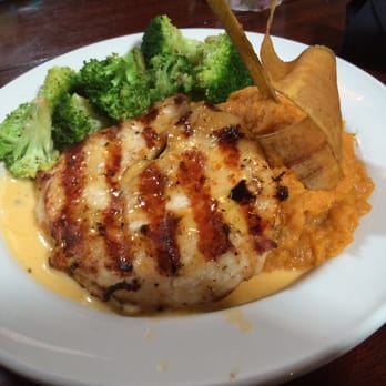 Bahama Breeze - Wood grilled chicken - Bars Near Me - Memphis, Tennessee Bahama Breeze - Wood grilled chicken - Bars Near Me - Memphis, Tennessee