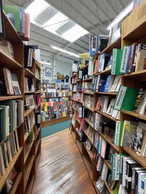 Walden Pond Books by null