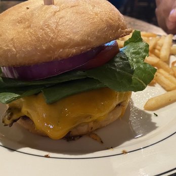 Mimi's Cafe - Hamburger - Breakfast & Brunch Near Me - Ocala, Florida