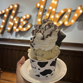 The Yard Milkshake Bar - S'mores - Ice Cream & Frozen Yogurt Near Me - Tampa, Florida The Yard Milkshake Bar - S'mores - Ice Cream & Frozen Yogurt Near Me - Tampa, Florida