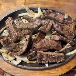 Los Nopales - Steak Fajitas al Carbon
