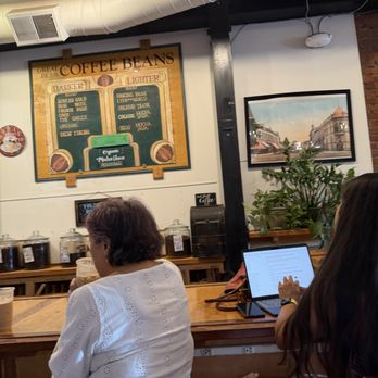 Great Bear Coffee - Inside - Coffee & Tea Near Me - Los Gatos, California