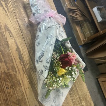 Twinbrook Floral Design - Florists Near Me - Chantilly, Virginia Twinbrook Floral Design - Florists Near Me - Chantilly, Virginia