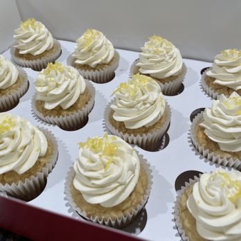 Pussycat Cupcakes - Keto Lemon Drop - Cupcakes Near Me Pussycat Cupcakes - Keto Lemon Drop - Cupcakes Near Me