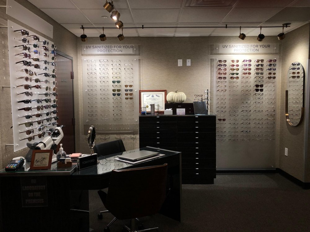 MORRISTOWN EYE CONSULTANTS OPTICAL SHOPPE 261 James St, Morristown
