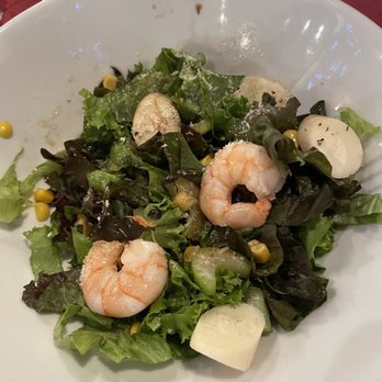 La Dolce Vita - Green salad with shrimp hearts of palm and corn - Italian Near Me - Puerto Vallarta, JAL La Dolce Vita - Green salad with shrimp hearts of palm and corn - Italian Near Me - Puerto Vallarta, JAL