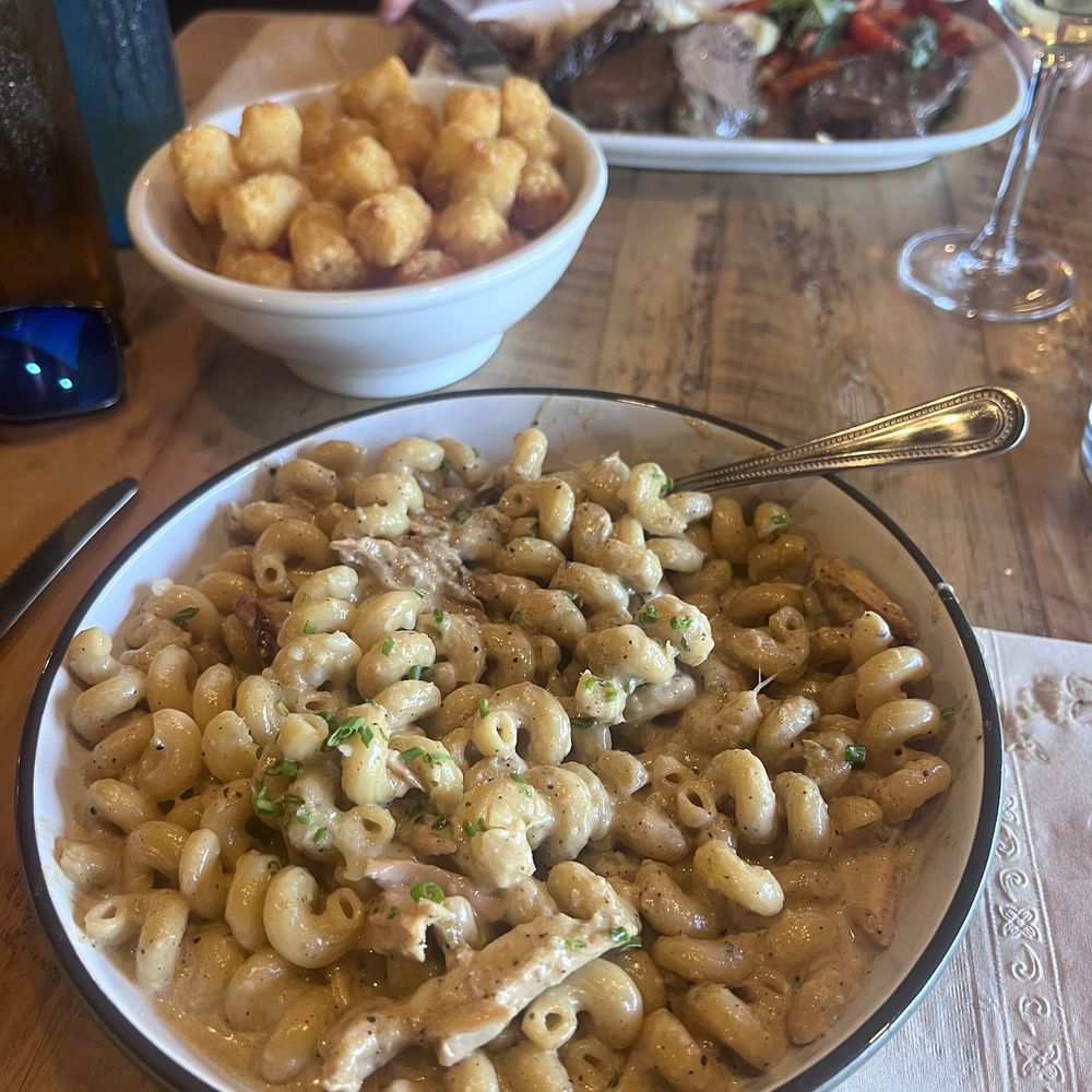 Milton's - Great tator tots that weren't greasy.  Perfect preparation  Jerk mac and cheese with chicken did not disappoint - New American Near Me - Crystal, Minnesota