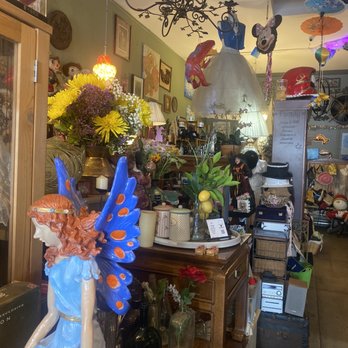 Home + Treasures - Side of store - Thrift Stores Near Me - Wilmington, California Home + Treasures - Side of store - Thrift Stores Near Me - Wilmington, California