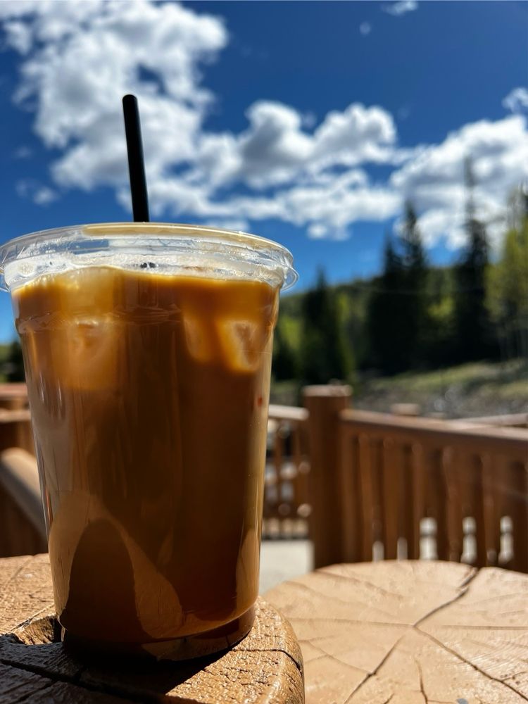 Mountain Peak Cafe Logo