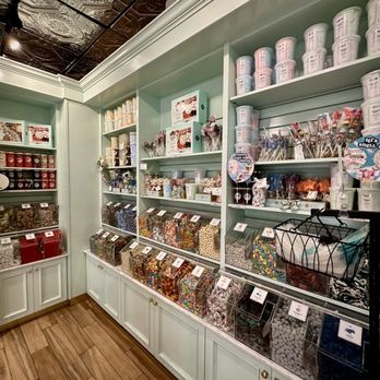 Lolli and Pops - By weight candy shelves - Chocolatiers & Shops Near Me - Los Gatos, California Lolli and Pops - By weight candy shelves - Chocolatiers & Shops Near Me - Los Gatos, California