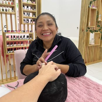 Princess Sparkle Nails & Lashes - My beautiful nail lady Lupita!! - Nail Salons Near Me - Cancún, ROO