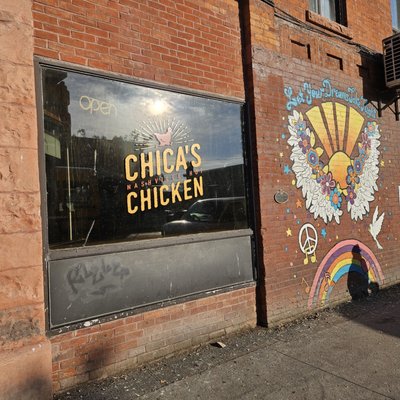 Chica's Chicken by null