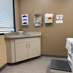 NextCare Urgent Care Mesa - N. Power Road - Exam room 2