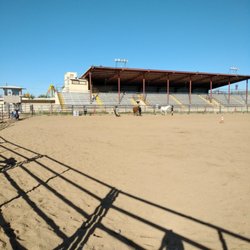 Mohave County Fairgrounds - Horseshoe at the fairground!