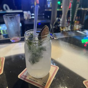 Bushwick Lounge - Mojito - Lounges Near Me - Oakland Park, Florida