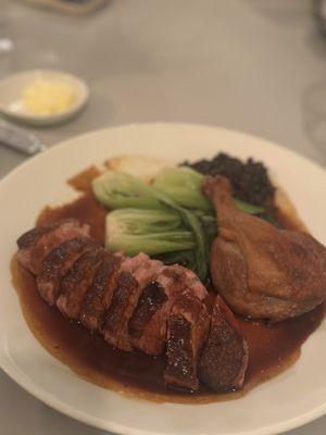 Roger Sherman Inn by null