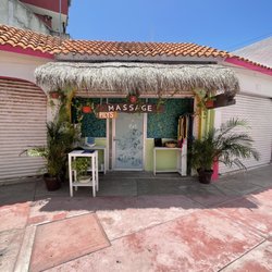 Pily's Massage - Entrance