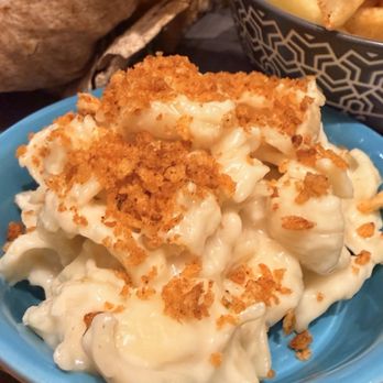 Nando's Peri-Peri - PERi Mac - South African Near Me - Skokie, Illinois