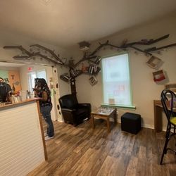 Coffee Hemp &Tea - Book Nook