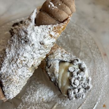 Daniella's - Cannolis - Wine Bars Near Me - Beverly, Massachusetts Daniella's - Cannolis - Wine Bars Near Me - Beverly, Massachusetts