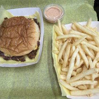 Smashin Sams - Burgers Near Me - Van Nuys, California