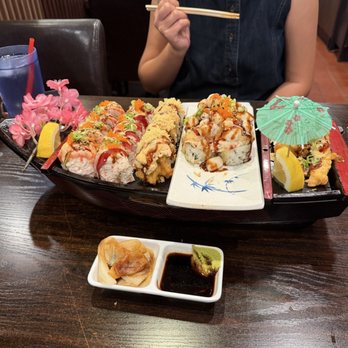 Zen Z Sushi - Sushi boat - Sushi Bars Near Me - Brea, California Zen Z Sushi - Sushi boat - Sushi Bars Near Me - Brea, California