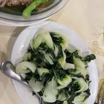 Silver Pond - Baby bok choy with a mild garlic sauce  tender and delicious - Chinese Near Me - Lauderdale Lakes, Florida