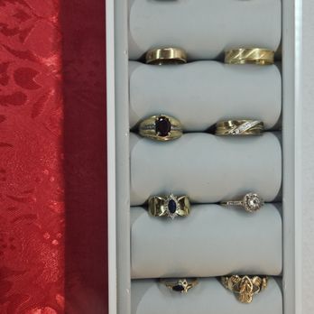 Antique & Variety Mall - Estate Gold and silver Jewelry - Antiques Near Me - Plattsburgh, New York Antique & Variety Mall - Estate Gold and silver Jewelry - Antiques Near Me - Plattsburgh, New York