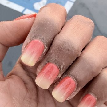 Signature Salon - The ombré they gave me - Nail Salons Near Me - Beaumont, California